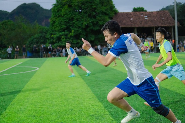 击败多名实 击败多名实